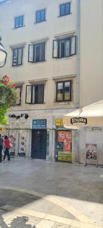 Apartman Julija 1 Rijeka Zewnętrze zdjęcie
